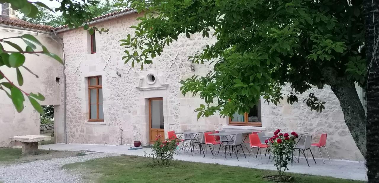 Domaine De Gaia, Piscine, Petanque, Ping Pong, Proche Saint-Emilion Acomodação com café da manhã Guillac  Exterior foto